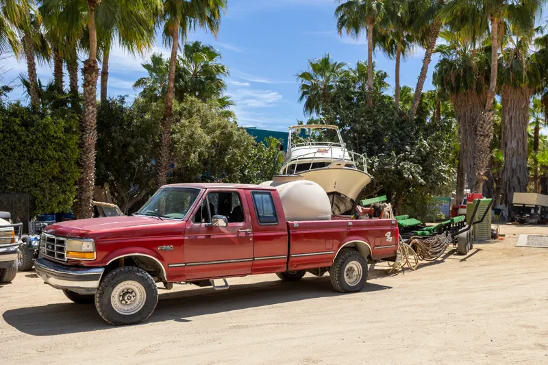Tow vehicle and trailer